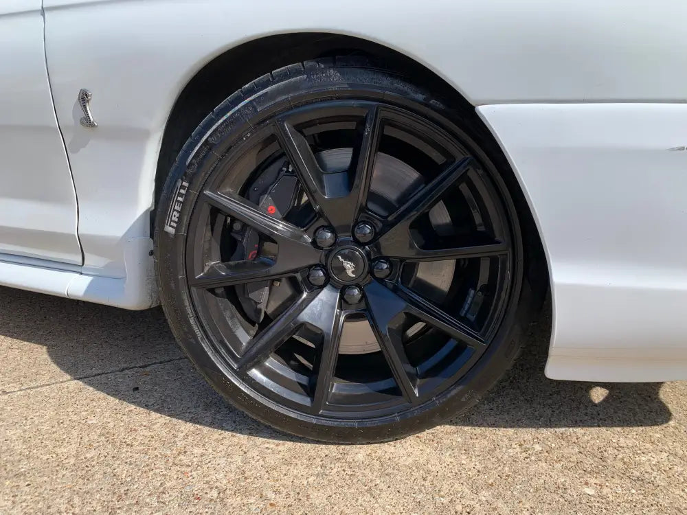 1994-2004 Mustang (Cobra/GT) Brake Kit 6-Piston Calipers and 15’’ Rotors Front Brake Kit