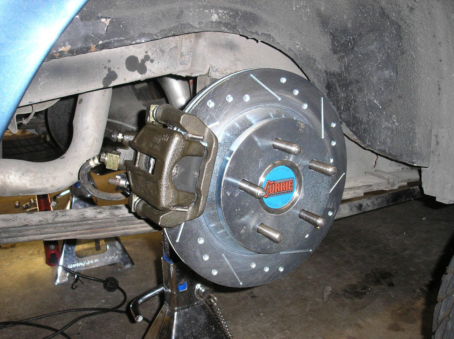 11.65" 1994-04 Cobra Rear Brakes on your Classic Ford (Large Bearing)