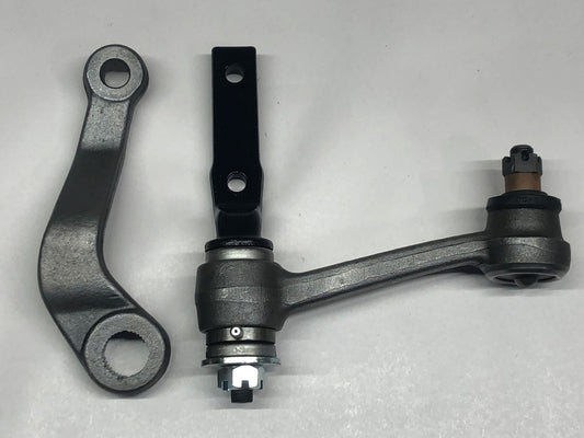 Roller Quick Steer Idler and Pitman Arm with Bracket – (ready to install) – 1965/1966 Mustang — 60-65 Falcon with 1″ sector shaft & V8 steering